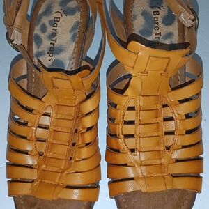 BareTraps Women's Tan Sandals